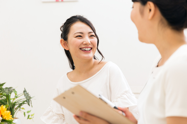 女性　カウンセリング　病院