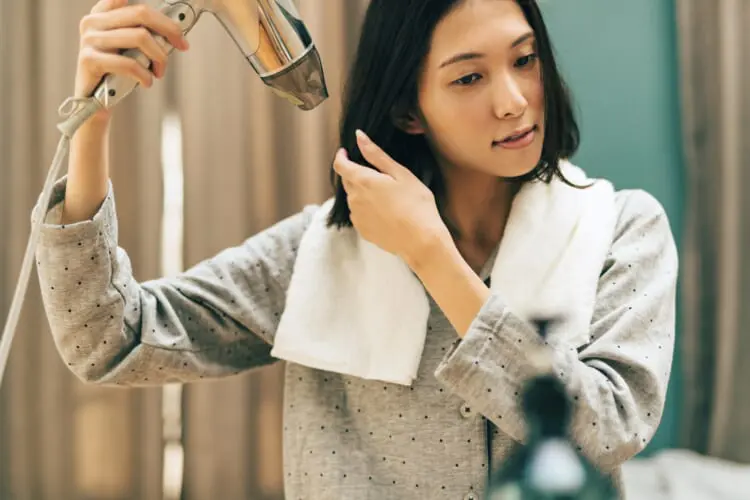 ドライヤー前 ヘアオイル