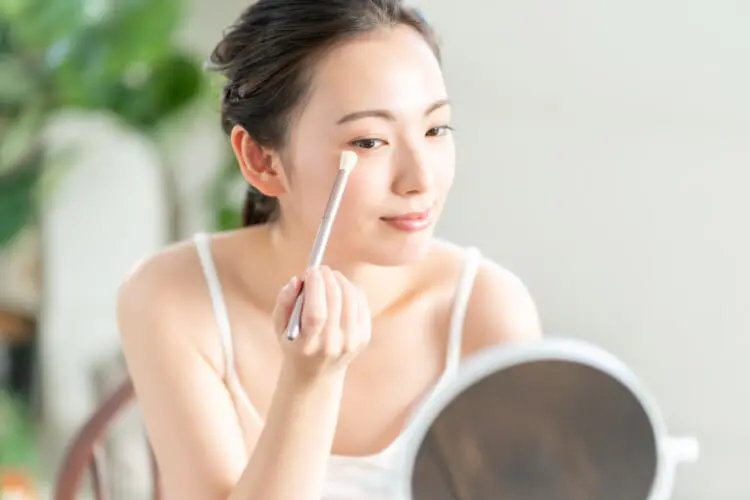 濡れツヤ ハイライト プチプラ